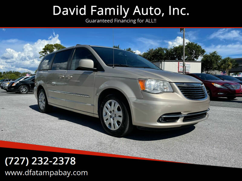2015 Chrysler Town and Country for sale at David Family Auto, Inc. in New Port Richey FL