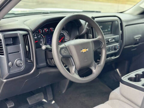 2017 Chevrolet Silverado 1500 Custom