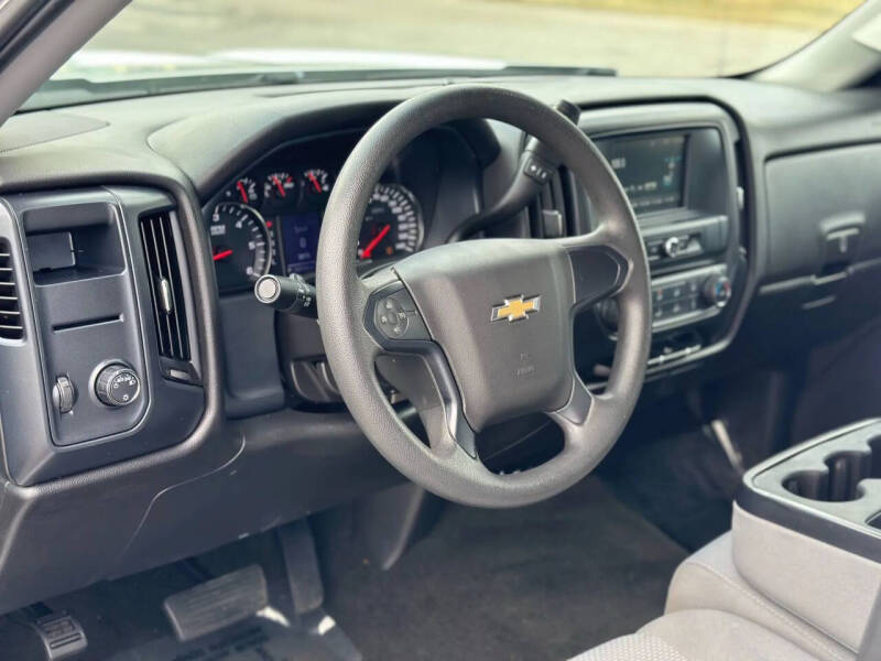 2017 Chevrolet Silverado 1500 Custom