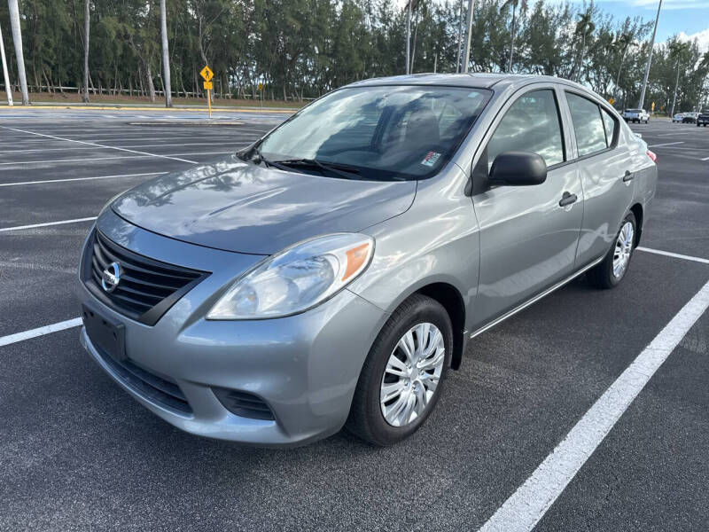 2014 Nissan Versa 1.6 S Plus