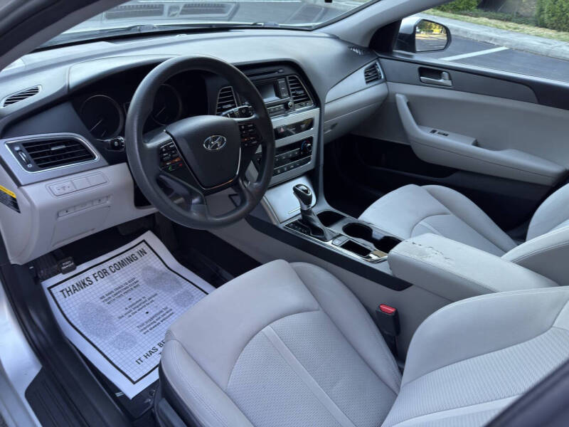 2017 Hyundai Sonata SE