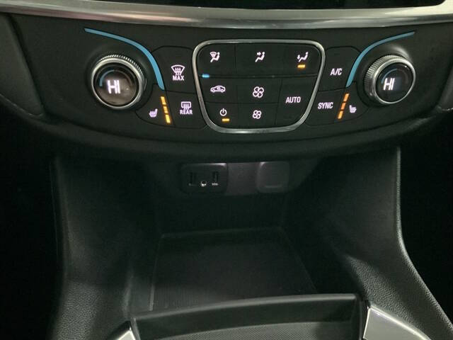 2021 Chevrolet Traverse LT Leather