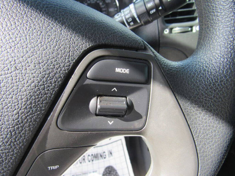2018 Kia Forte5 LX