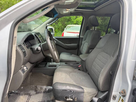 2009 Nissan Frontier LE