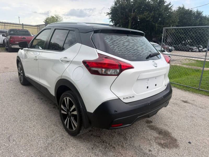 2020 Nissan Kicks SV