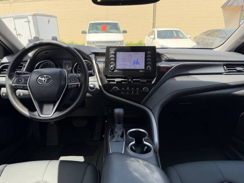 2021 Toyota Camry LE