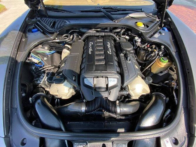 2010 Porsche Panamera Turbo