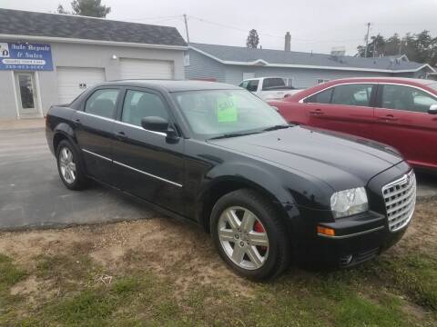 2006 Chrysler 300 for sale at D AND D AUTO SALES AND REPAIR in Marion WI