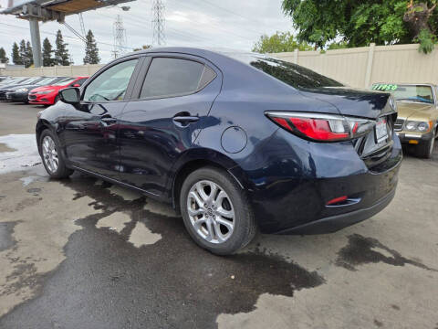 2016 Scion iA