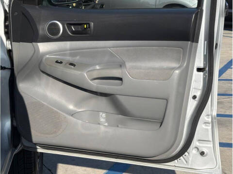 2006 Toyota Tacoma PreRunner V6