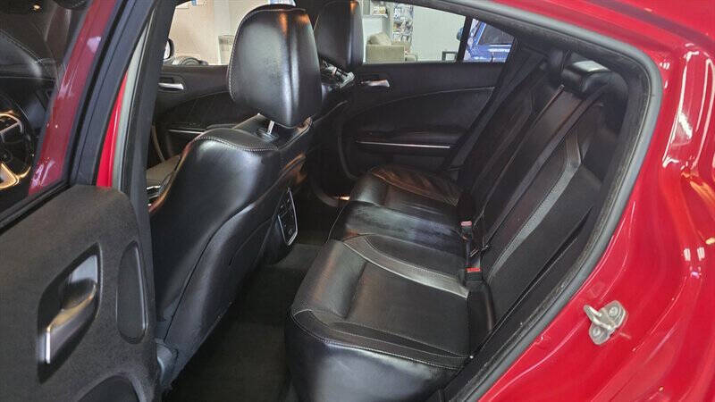 2015 Dodge Charger SXT