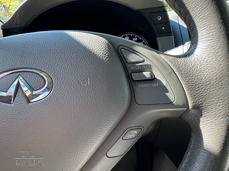 2013 Infiniti G37 Sedan x