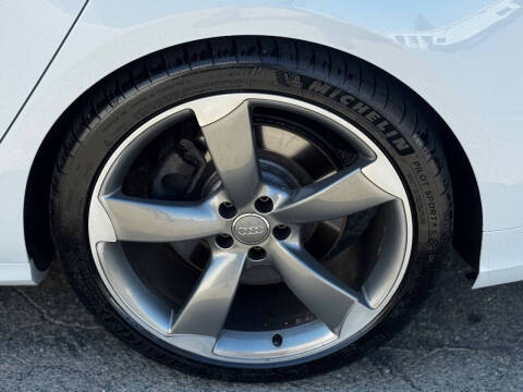 2014 Audi S8 4.0T quattro