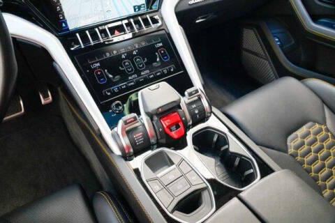 2022 Lamborghini Urus