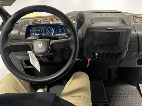2025 Segway UT6