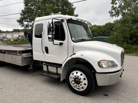 2017 Freightliner M2 106