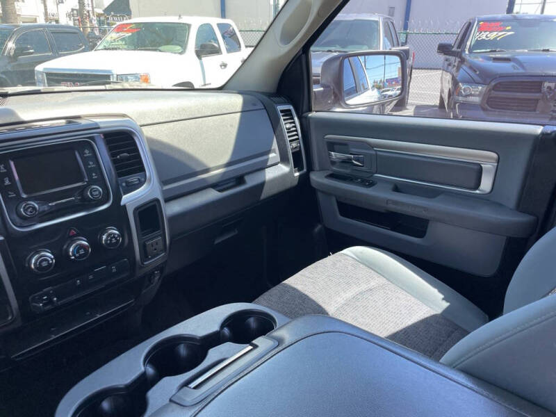2014 RAM 1500 SLT