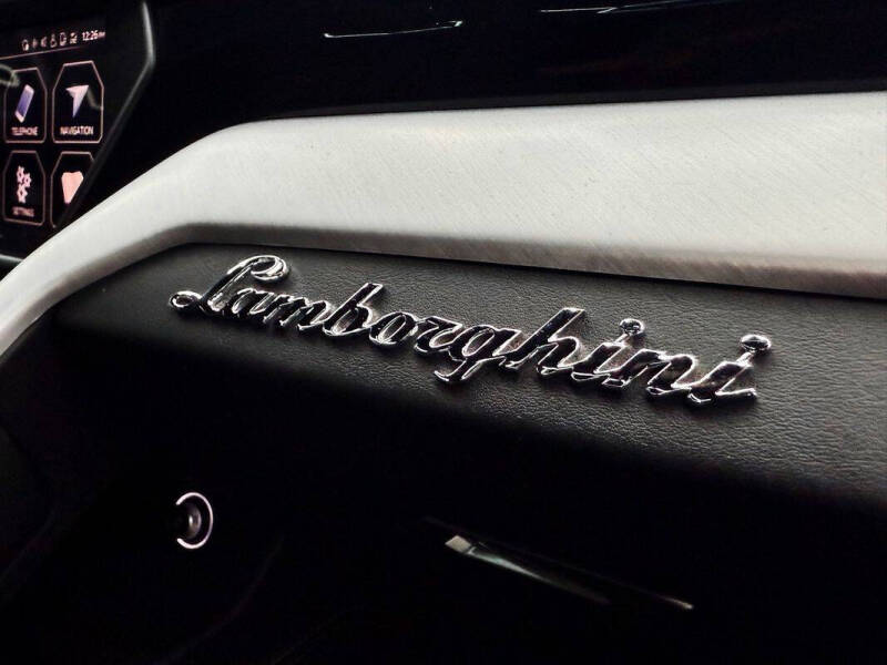 2019 Lamborghini Urus