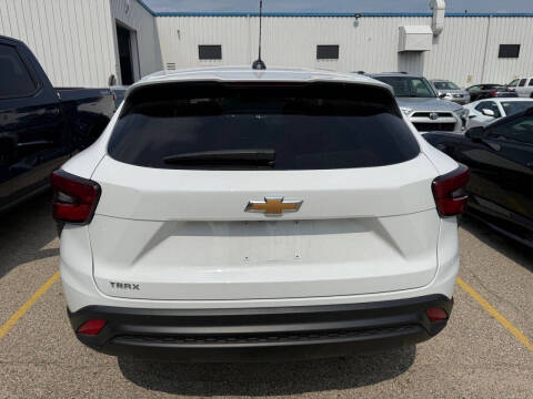 2024 Chevrolet Trax LS