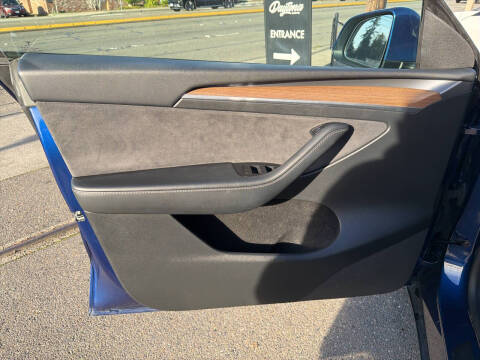 2022 Tesla Model Y Long Range