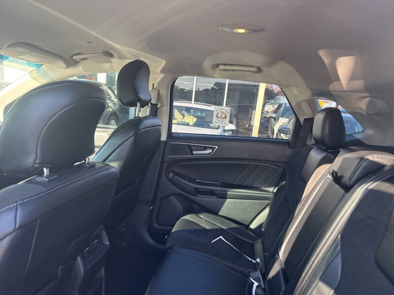 2015 Ford Edge Sport