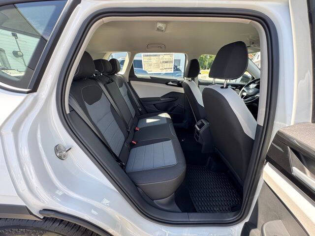 2025 Volkswagen Taos S 4Motion