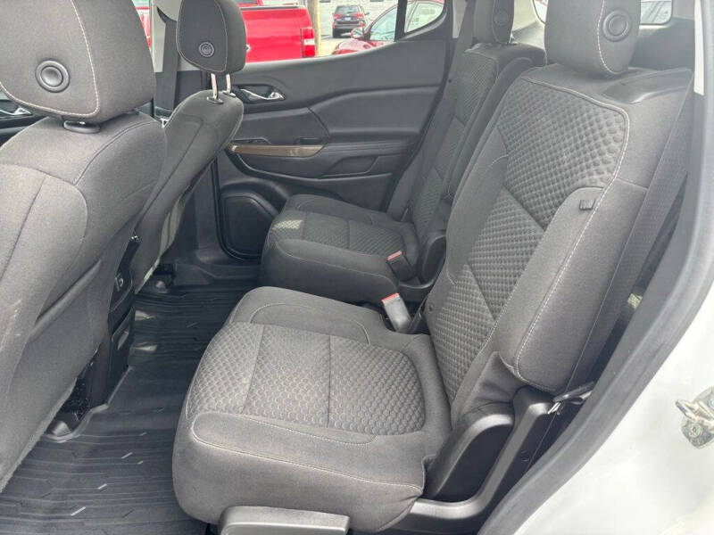 2019 GMC Acadia SLE-2