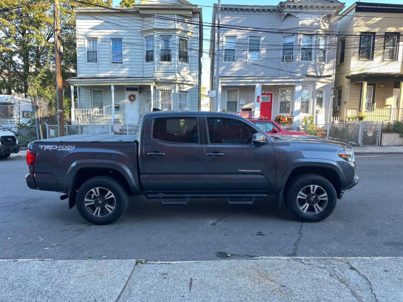 2019 Toyota Tacoma TRD Sport