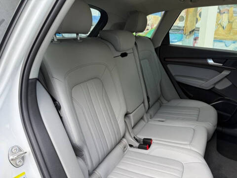 2022 Audi Q5 quattro S line Prem Plus 45 TFSI