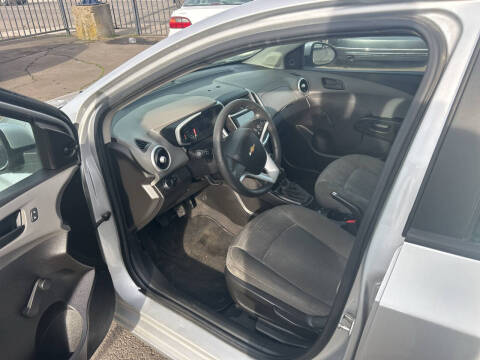 2017 Chevrolet Sonic LS Manual