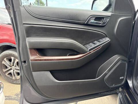 2017 GMC Yukon XL SLE
