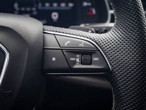 2024 Audi SQ8 4.0T quattro Premium Plus