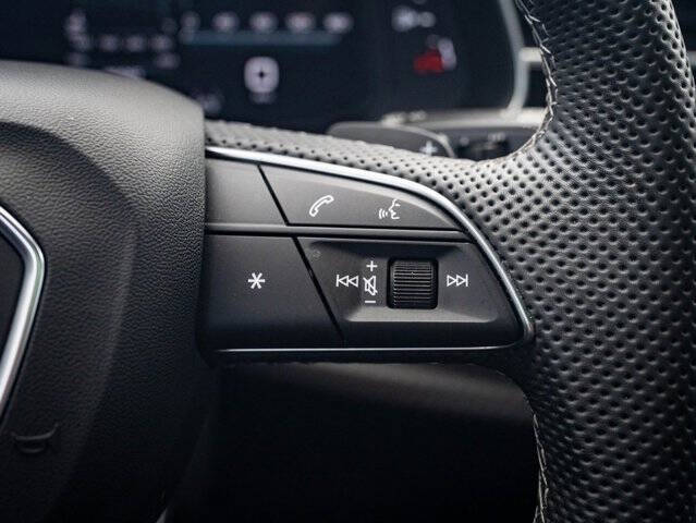 2024 Audi SQ8 4.0T quattro Premium Plus