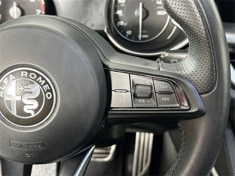 2023 Alfa Romeo Stelvio Veloce