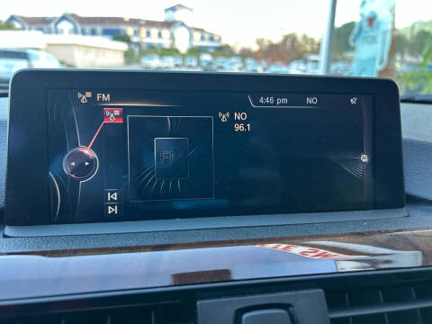 2015 BMW 3 Series 328i