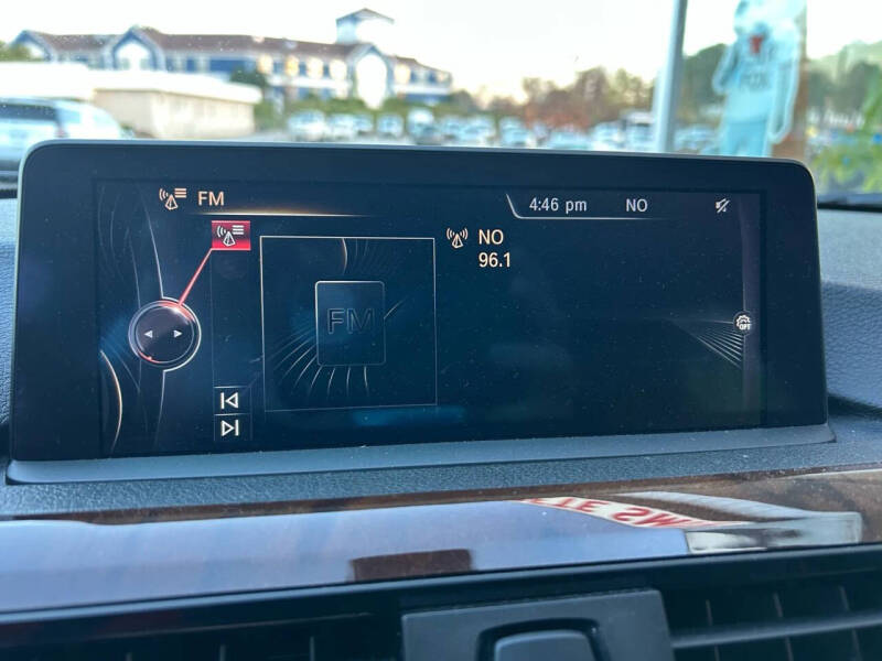 2015 BMW 3 Series 328i