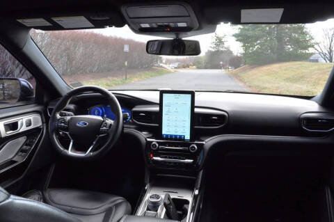 2022 Ford Explorer ST