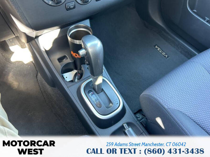 2009 Nissan Versa 1.8 S