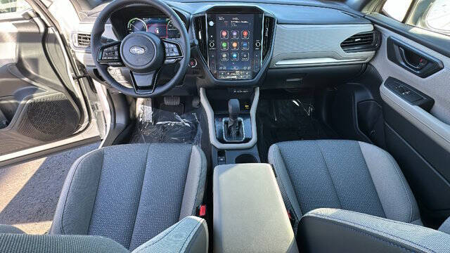 2025 Subaru Forester Premium Hybrid