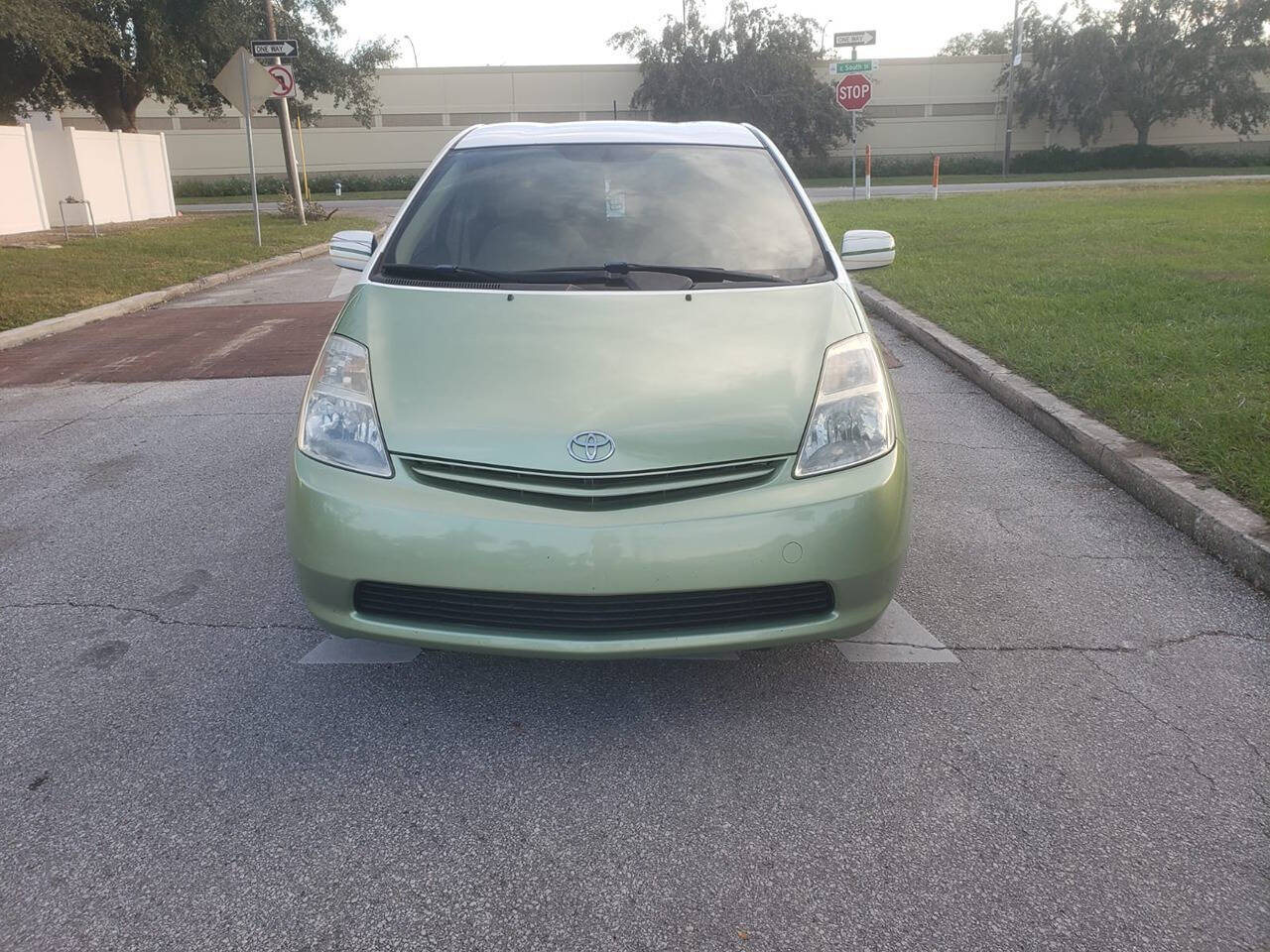 2005 Toyota Prius for sale at We Buy & Sell Cars Inc in Orlando, FL