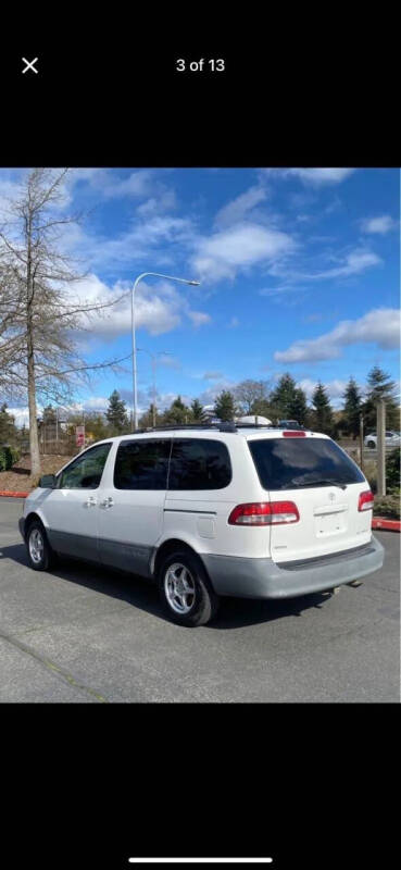 2001 Toyota Sienna