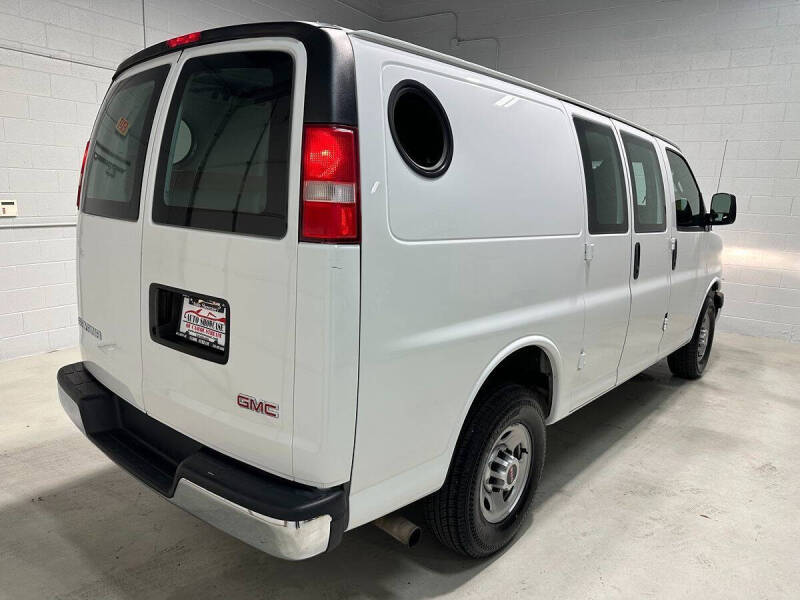 2017 GMC Savana 2500