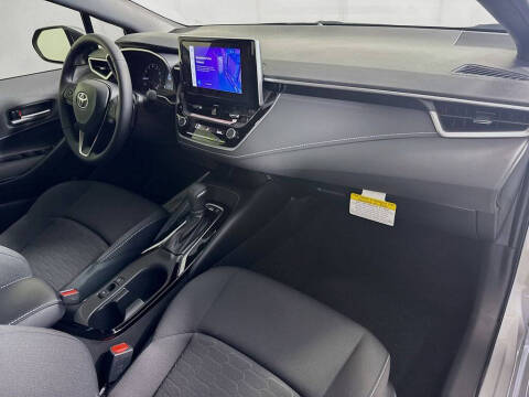 2025 Toyota Corolla Hatchback SE