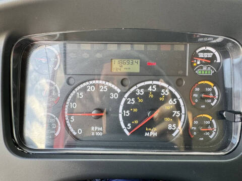 2016 Freightliner M2 106