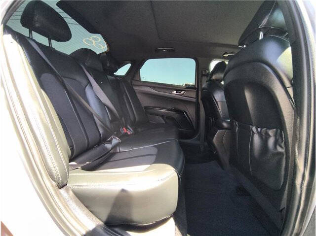 2022 Kia K5
