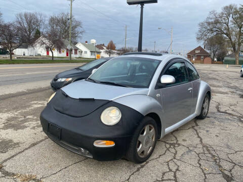 2000 Volkswagen New Beetle for sale at CARLUX in Fortville IN