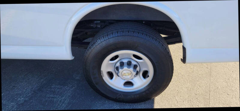 2021 Chevrolet Express 2500