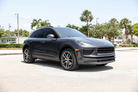 2022 Porsche Macan