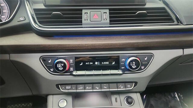 2024 Audi Q5 e quattro S line Prestg 55 TFSI