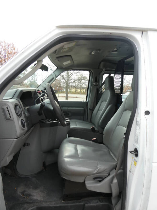 2013 Ford E-Series E-150